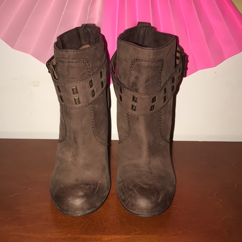Women’s Ankle Booties 🤎 - Picture 2 of 9